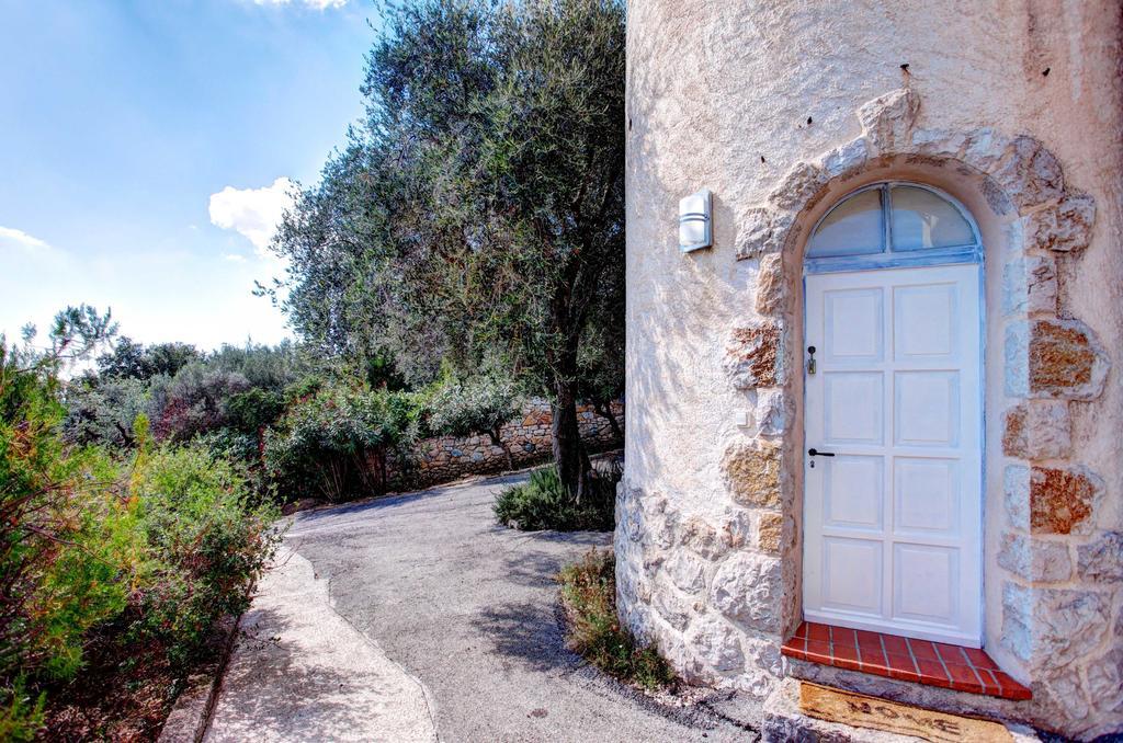 トゥレット・シュル・ルー La Tourrette Bed & Breakfast 部屋 写真