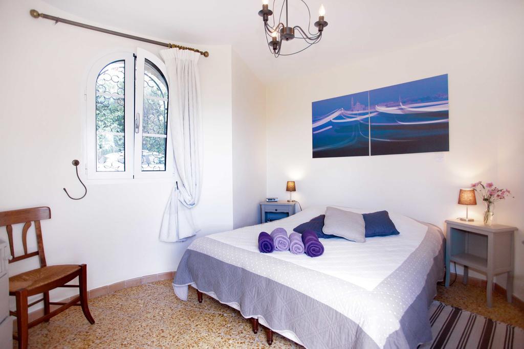 トゥレット・シュル・ルー La Tourrette Bed & Breakfast エクステリア 写真
